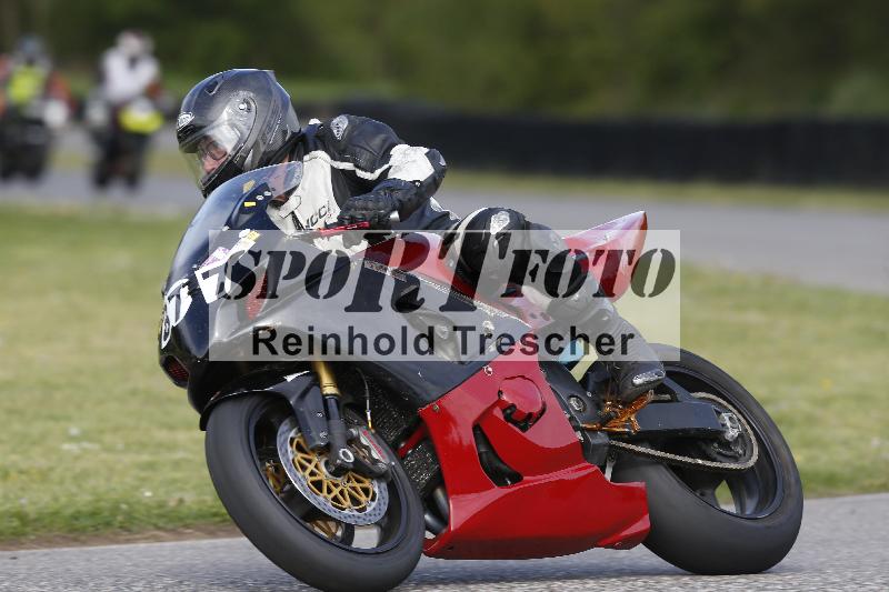 /Archiv-2025/08 20.04.2025 Speer Racing ADR/Gruppe gelb/877